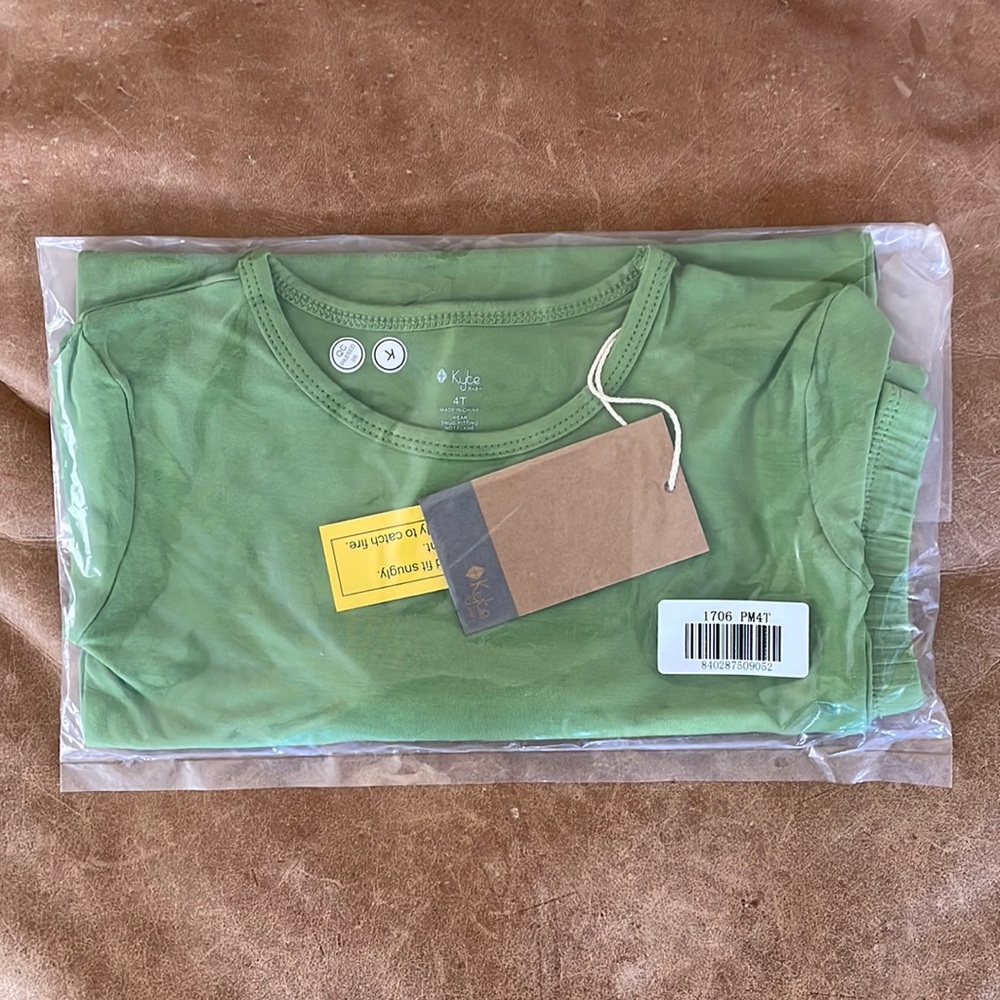 Kyte baby toddler pajamas in palm